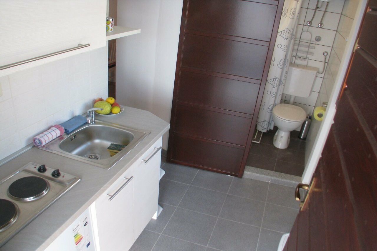 Apartment Noa Kastel Kambelovac Exterior photo